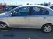 2010 Chevrolet Aveo 1LT с VIN KL1TD5DE6AB106518, выставлен на аукционе IAAI как лот 42922731 с пробегом 179 166 миль миль и . История ставок и продаж доступна на DreamBid. Изображение 14.