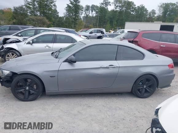 2008 BMW 3 Series 335i with VIN WBAWB73568P040863, listed as a IAAI auction lot 43367833 with 146,119 mi miles and . Bid and sale history available at DreamBid. Image 14.