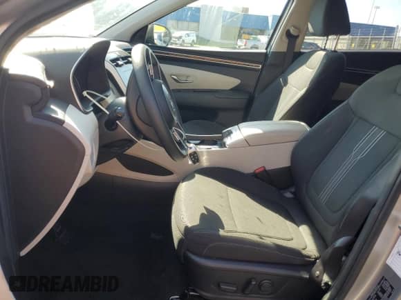 2024 Hyundai Tucson SEL with VIN 5NMJBCDE4RH351190, listed as a Copart auction lot 84248965 with 24,989 mi miles and Non repairable. Bid and sale history available at DreamBid. Image 7.