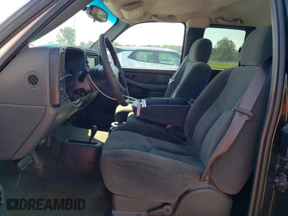 2003 GMC Sierra 1500 SLE с VIN 1GTEK19V03E268204, выставлен на аукционе Copart как лот 62958875 с пробегом 81 878 миль миль и Чистый • Clean title. История ставок и продаж доступна на DreamBid. Изображение 7.