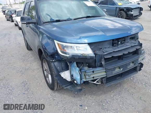 2018 Ford Explorer XLT с VIN 1FM5K7DH8JGB64349, выставлен на аукционе IAAI как лот 42722121 с пробегом 55 253 миль миль и . История ставок и продаж доступна на DreamBid. Изображение 19.