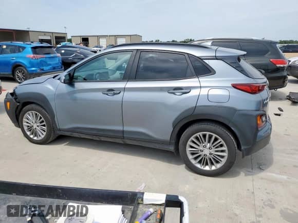 2020 Hyundai Kona SEL Plus с VIN KM8K6CAA3LU440416, выставлен на аукционе Copart как лот 70958205 с пробегом 48 205 миль миль и Списание • Salvage title. История ставок и продаж доступна на DreamBid. Изображение 2.