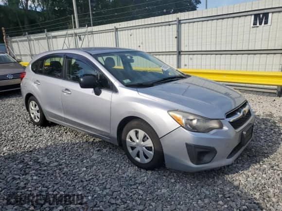 2014 Subaru Impreza 2.0i z VIN JF1GPAA67E8304119, wystawiony jako Copart lot #71805525 z przebiegiem 119 253 mil mil oraz Czysty tytuł • Clean title. Historia ofert i sprzedaży dostępna na DreamBid. Obrazek 4.