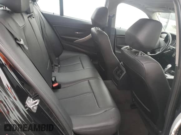 2015 BMW 3 Series 320i с VIN WBA3B1G58FNT03213, выставлен на аукционе Copart как лот 80630675 с пробегом 163 505 миль миль и Списание • Salvage title. История ставок и продаж доступна на DreamBid. Изображение 10.