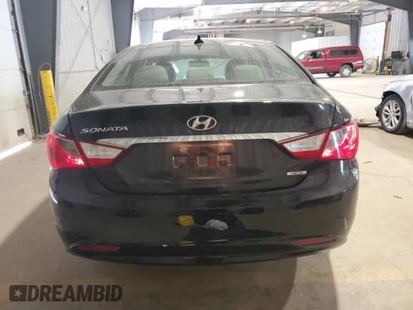 2012 Hyundai Sonata Limited с VIN 5NPEC4ACXCH469780, выставлен на аукционе Copart как лот 82275455 с пробегом 64 916 миль миль и Списание • Salvage title. История ставок и продаж доступна на DreamBid. Изображение 6.