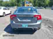 2017 Volvo S60 Dynamic с VIN YV126MFLXH2428457, выставлен на аукционе IAAI как лот 43109708 с пробегом 130 474 миль миль и . История ставок и продаж доступна на DreamBid. Изображение 16.