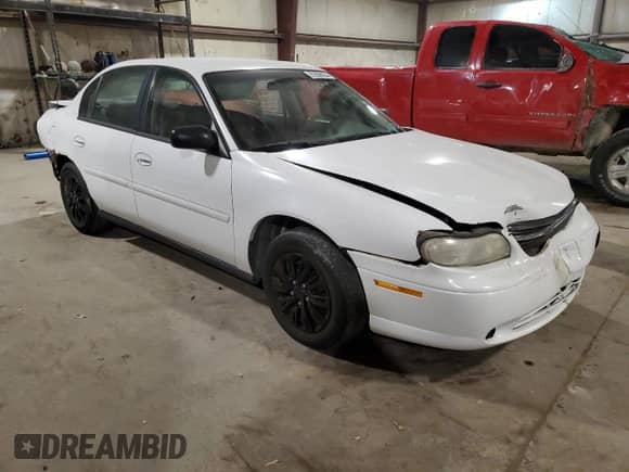 2004 Chevrolet Malibu Classic с VIN 1G1ND52F24M582313, выставлен на аукционе Copart как лот 81808934 с пробегом 163 735 миль миль и Списание • Salvage title. История ставок и продаж доступна на DreamBid. Изображение 4.