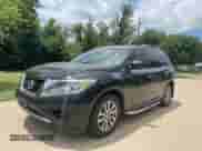 2014 Nissan Pathfinder Platinum with VIN 5N1AR2MN6EC733487, listed as a Copart auction lot 62967685 with 132,721 mi miles and Clean title. Bid and sale history available at DreamBid. Image 2.