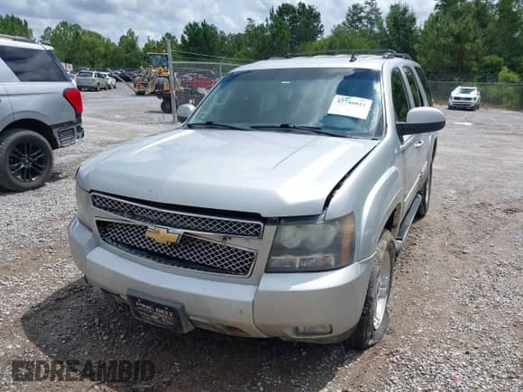 2011 Chevrolet Tahoe LT с VIN 1GNSCBE06BR361758, выставлен на аукционе IAAI как лот 42746015 с пробегом 155 653 миль миль и . История ставок и продаж доступна на DreamBid. Изображение 6.