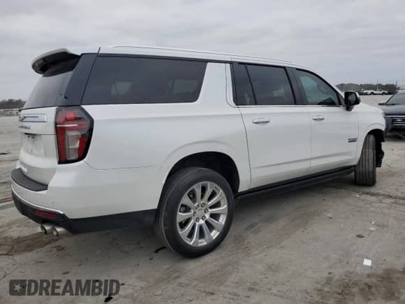 2021 Chevrolet Suburban Premier with VIN 1GNSCFKD2MR216332, listed as a Copart auction lot 81177094 with 43,734 mi miles and Clean title. Bid and sale history available at DreamBid. Image 3.