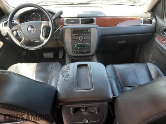 2009 GMC Sierra 1500 SLT с VIN 3GTEK33359G260121, выставлен на аукционе Copart как лот 61919715 с пробегом 226 388 миль миль и Списание • Salvage title. История ставок и продаж доступна на DreamBid. Изображение 8.