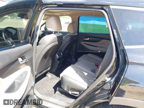 2019 Hyundai Santa Fe Limited с VIN 5NMS53AD6KH033603, выставлен на аукционе IAAI как лот 42775676 с пробегом 129 723 миль миль и . История ставок и продаж доступна на DreamBid. Изображение 8.