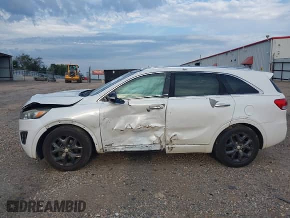 2016 Kia Sorento SXL с VIN 5XYPKDA13GG141804, выставлен на аукционе IAAI как лот 43312378 с пробегом 202 688 миль миль и . История ставок и продаж доступна на DreamBid. Изображение 12.