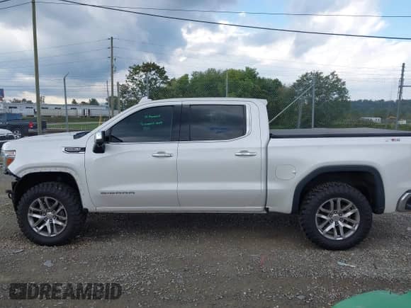 2020 GMC Sierra 1500 SLT с VIN 3GTU9DEDXLG343649, выставлен на аукционе IAAI как лот 43272304 с пробегом 126 335 миль миль и . История ставок и продаж доступна на DreamBid. Изображение 14.