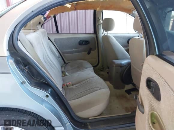 2001 Saturn SL with VIN 1G8ZJ52751Z323530, listed as a IAAI auction lot 43270139 with 111,982 mi miles and . Bid and sale history available at DreamBid. Image 8.