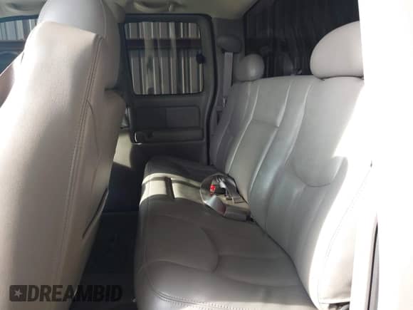 2003 GMC Sierra 1500 SLE с VIN 2GTEC19TX31197574, выставлен на аукционе IAAI как лот 42473546 с пробегом 269 771 миль миль и . История ставок и продаж доступна на DreamBid. Изображение 8.