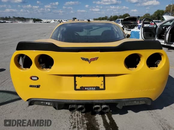 2005 Chevrolet Corvette с VIN 1G1YY24U055117410, выставлен на аукционе Copart как лот 84046495 с пробегом 48 114 миль миль и Чистый • Clean title. История ставок и продаж доступна на DreamBid. Изображение 6.