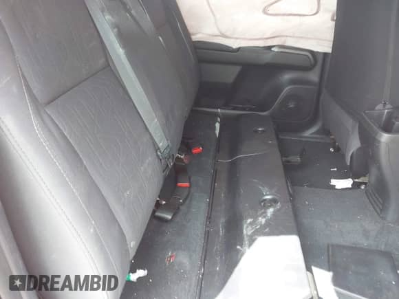 2017 Toyota Tacoma SR5 with VIN 3TMCZ5ANXHM118561, listed as a IAAI auction lot 43051738 with 76,645 mi miles and . Bid and sale history available at DreamBid. Image 8.