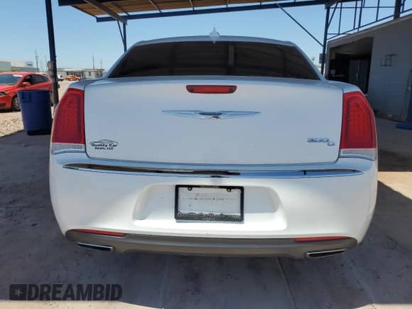 2015 Chrysler 300 C с VIN 2C3CCAEGXFH853305, выставлен на аукционе Copart как лот 61848575 с пробегом 144 250 миль миль и Списание • Salvage title. История ставок и продаж доступна на DreamBid. Изображение 6.