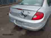 2000 Dodge Neon Highline z VIN 1B3ES46C5YD731845, wystawiony jako IAAI lot #42436755 z przebiegiem 177 211 mil mil oraz . Historia ofert i sprzedaży dostępna na DreamBid. Obrazek 6.