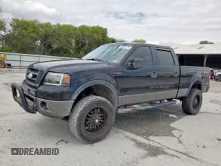 2006 Ford F-150 XLT with VIN 1FTPW14506FB67795, listed as a Copart auction lot 81067775 with 201,968 mi miles and Salvage title. Bid and sale history available at DreamBid. Image 1.