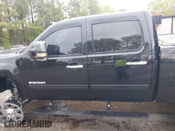 2011 GMC Sierra 1500 SLE with VIN 3GTU2VE21BG394805, listed as a IAAI auction lot 41969442 with 129,157 mi miles and . Bid and sale history available at DreamBid. Image 14.