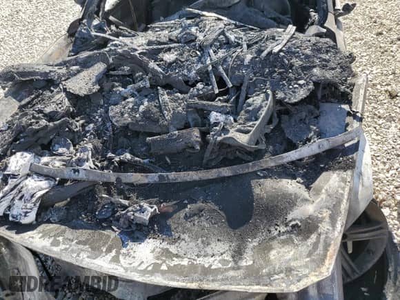 2013 BMW 3 Series 320i с VIN WBA3B1C57DK128604, выставлен на аукционе Copart как лот 80315955 с пробегом Не указан миль и На запчасти • Non repairable. История ставок и продаж доступна на DreamBid. Изображение 11.