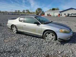 2006 Chevrolet Monte Carlo SS z VIN 2G1WL15C369333827, wystawiony jako Copart lot #90249135 z przebiegiem 169 513 mil mil oraz Czysty tytuł • Clean title. Historia ofert i sprzedaży dostępna na DreamBid. Obrazek 4.
