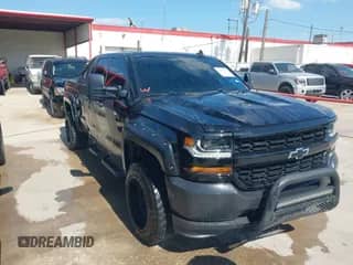 2017 Chevrolet Silverado 1500 Work Truck z VIN 1GCVKNECXHZ269758, wystawiony jako IAAI lot #42308982 z przebiegiem 69 255 mil mil oraz . Historia ofert i sprzedaży dostępna na DreamBid. Obrazek 1.
