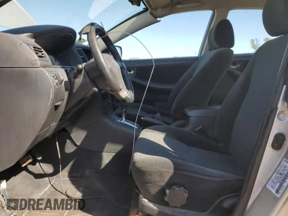 2003 Toyota Corolla LE с VIN 1NXBR32E83Z109758, выставлен на аукционе Copart как лот 84276785 с пробегом 213 859 миль миль и Списание • Salvage title. История ставок и продаж доступна на DreamBid. Изображение 7.
