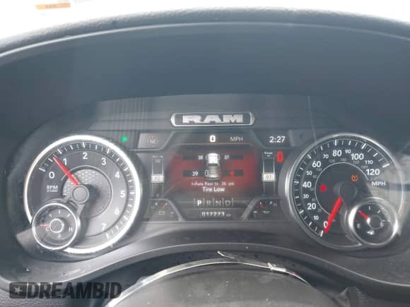 2022 Ram 1500 Big Horn with VIN 1C6RRFMG2NN440858, listed as a IAAI auction lot 42013066 with 17,273 mi miles and . Bid and sale history available at DreamBid. Image 7.
