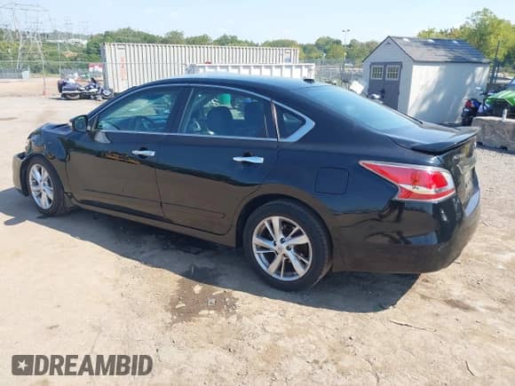 2015 Nissan Altima S с VIN 1N4AL3AP9FN405283, выставлен на аукционе IAAI как лот 43248032 с пробегом 138 947 миль миль и . История ставок и продаж доступна на DreamBid. Изображение 3.