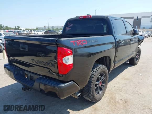 2020 Toyota Tundra SR5 with VIN 5TFDY5F14LX892112, listed as a IAAI auction lot 43150965 with 131,222 mi miles and . Bid and sale history available at DreamBid. Image 4.