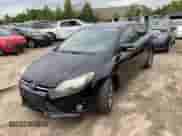 2013 Ford Focus Titanium z VIN 1FADP3N26DL299187, wystawiony jako Copart lot #62098365 z przebiegiem 176 661 mil mil oraz Czysty tytuł • Clean title. Historia ofert i sprzedaży dostępna na DreamBid. Obrazek 2.