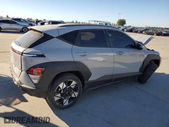 2024 Hyundai Kona SEL with VIN KM8HB3AB9RU095299, listed as a Copart auction lot 87084075 with Not provided miles and Clean title. Bid and sale history available at DreamBid. Image 3.