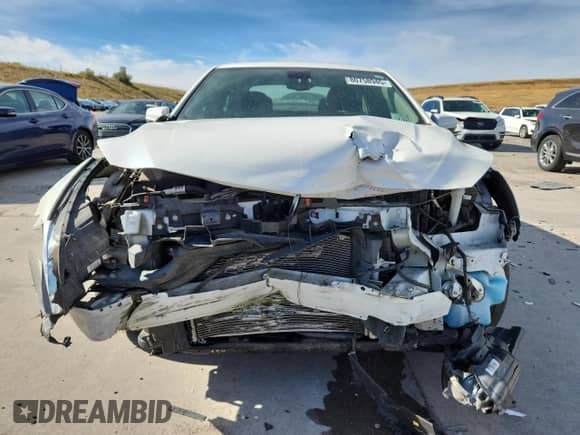 2016 Chevrolet Malibu LT с VIN 1G11C5SA0GF105801, выставлен на аукционе Copart как лот 80758945 с пробегом 44 891 миль миль и Списание • Salvage title. История ставок и продаж доступна на DreamBid. Изображение 5.