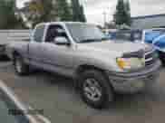2002 Toyota Tundra SR5 z VIN 5TBRT34142S281716, wystawiony jako Copart lot #81994505 z przebiegiem Nie podano mil oraz Szkoda całkowita • Salvage title. Historia ofert i sprzedaży dostępna na DreamBid. Obrazek 4.