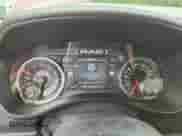 2019 Ram 1500 Laramie с VIN 1C6SRFRT7KN786195, выставлен на аукционе Copart как лот 69689275 с пробегом 54 101 миль миль и На запчасти • Non repairable. История ставок и продаж доступна на DreamBid. Изображение 9.