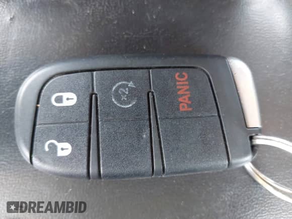 2012 Dodge Journey SE z VIN 3C4PDCAB5CT275973, wystawiony jako IAAI lot #42631803 z przebiegiem 120 440 mil mil oraz . Historia ofert i sprzedaży dostępna na DreamBid. Obrazek 11.