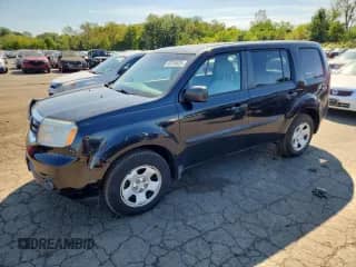 2012 Honda Pilot LX с VIN 5FNYF4H23CB003950, выставлен на аукционе Copart как лот 69754825 с пробегом 152 810 миль миль и Списание • Salvage title. История ставок и продаж доступна на DreamBid. Изображение 1.