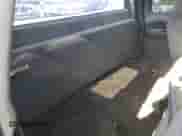 2000 Dodge 1500 z VIN 1B7HF13Z9YJ150874, wystawiony jako Copart lot #62714255 z przebiegiem 173 515 mil mil oraz Szkoda całkowita • Salvage title. Historia ofert i sprzedaży dostępna na DreamBid. Obrazek 10.