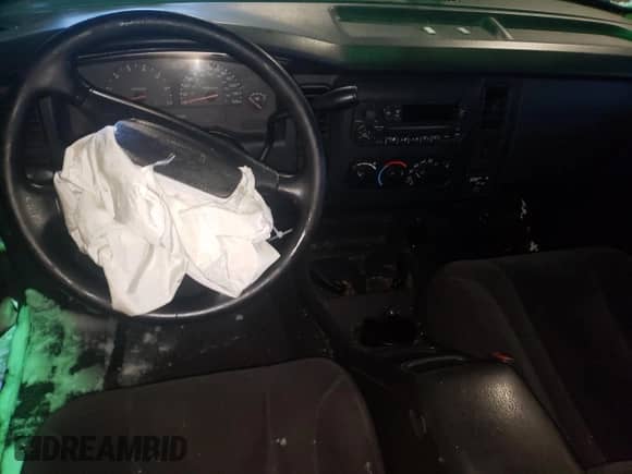 2003 Dodge Dakota с VIN 1D7HG12X93S350367, выставлен на аукционе Copart как лот 38855714 с пробегом 212 097 миль миль и Списание • Salvage title. История ставок и продаж доступна на DreamBid. Изображение 8.