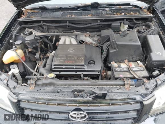 2003 Toyota Highlander с VIN JTEHF21A330145456, выставлен на аукционе IAAI как лот 42314980 с пробегом 223 200 миль миль и . История ставок и продаж доступна на DreamBid. Изображение 10.