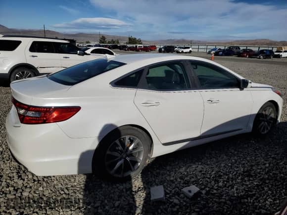 2015 Hyundai Azera с VIN KMHFG4JG8FA472213, выставлен на аукционе Copart как лот 80800894 с пробегом 148 216 миль миль и Чистый • Clean title. История ставок и продаж доступна на DreamBid. Изображение 3.