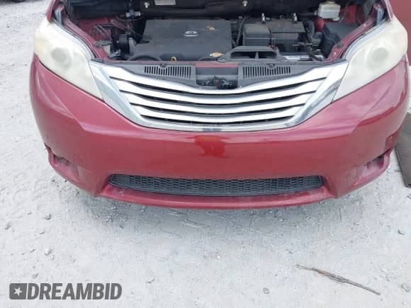 2013 Toyota Sienna XLE AAS with VIN 5TDYK3DC8DS348148, listed as a IAAI auction lot 42935221 with 216,870 mi miles and . Bid and sale history available at DreamBid. Image 6.