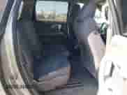 2010 Chevrolet Traverse LS z VIN 1GNLVEED7AS147646, wystawiony jako IAAI lot #42582484 z przebiegiem 58 809 mil mil oraz . Historia ofert i sprzedaży dostępna na DreamBid. Obrazek 8.