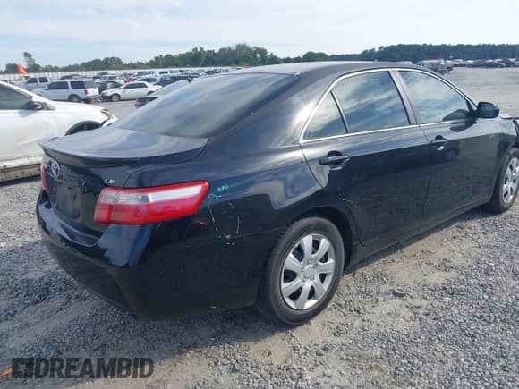 2009 Toyota Camry XLE with VIN 4T4BE46K89R121117, listed as a IAAI auction lot 43196992 with 276,192 mi miles and . Bid and sale history available at DreamBid. Image 4.