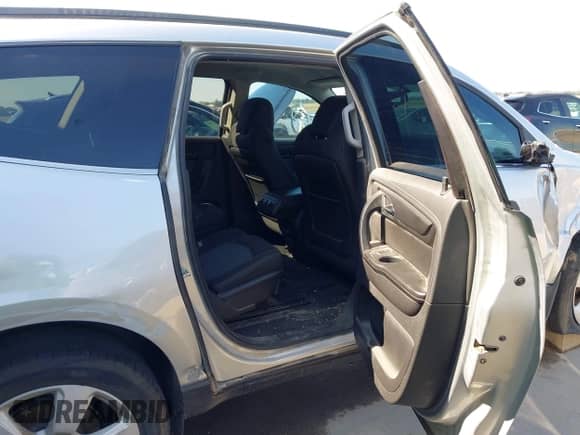 2016 Chevrolet Traverse LT с VIN 1GNKVGKD4GJ273215, выставлен на аукционе IAAI как лот 43055075 с пробегом 103 647 миль миль и . История ставок и продаж доступна на DreamBid. Изображение 8.