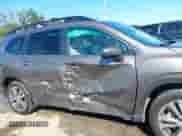 2021 Subaru Ascent Limited z VIN 4S4WMALD1M3442112, wystawiony jako IAAI lot #43413852 z przebiegiem 66 977 mil mil oraz . Historia ofert i sprzedaży dostępna na DreamBid. Obrazek 6.