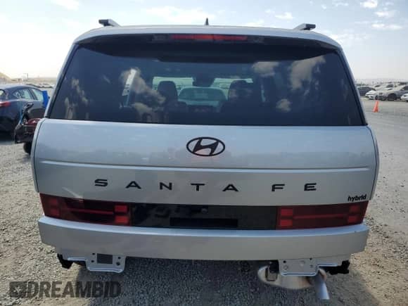 2025 Hyundai Santa Fe Calligraphy z VIN 5NMP54G16SH059384, wystawiony jako Copart lot #70330465 z przebiegiem 76 mil mil oraz Szkoda całkowita • Salvage title. Historia ofert i sprzedaży dostępna na DreamBid. Obrazek 6.